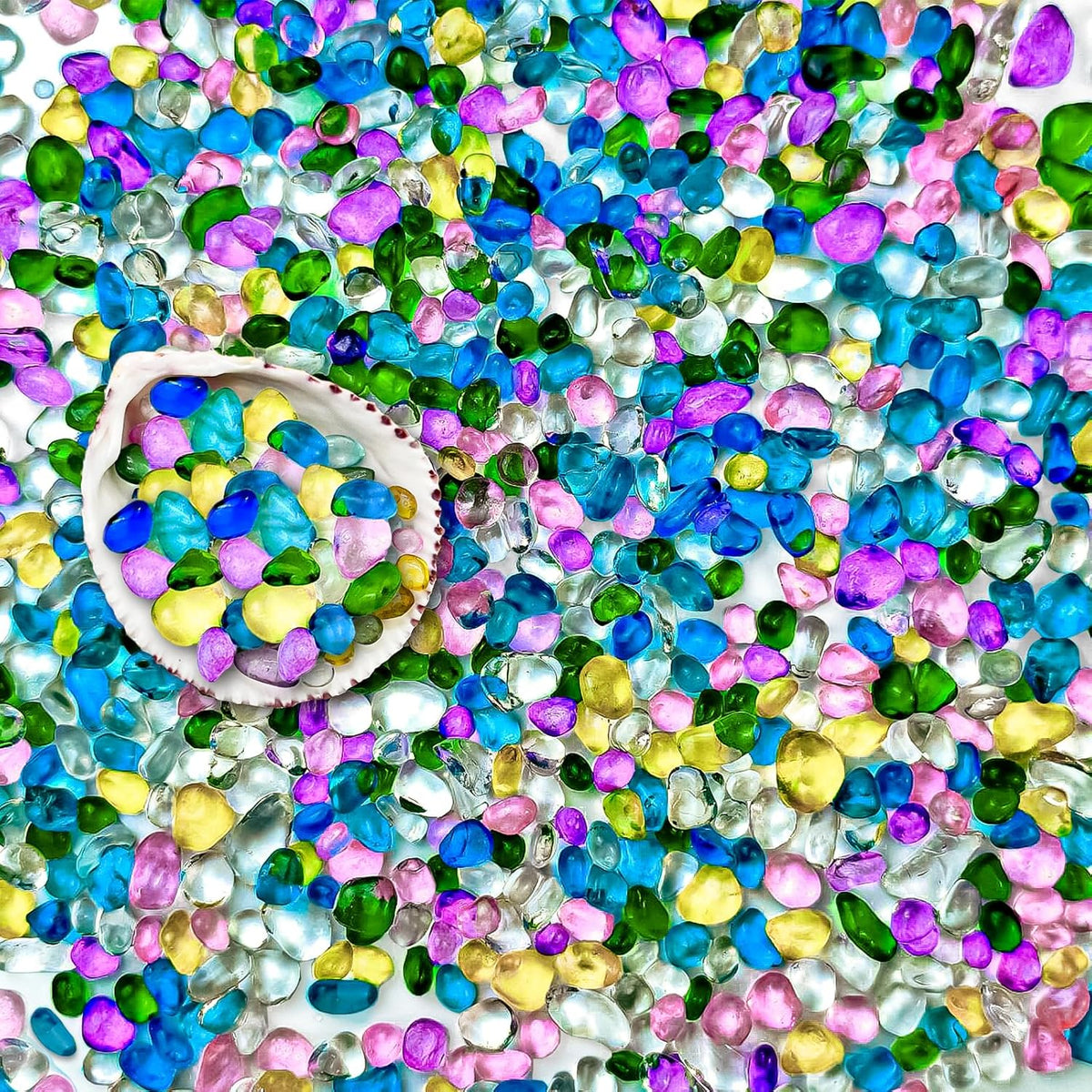 2.2 Lbs Small Aquarium Substrate Gravel Sand, Polished Smooth Fish Tank Gravel, Colorfast Uncoated Vibrant Blue Sea Glass, Decorative Stones for Vase Fillers, Fairy Garden, Potted Plants
